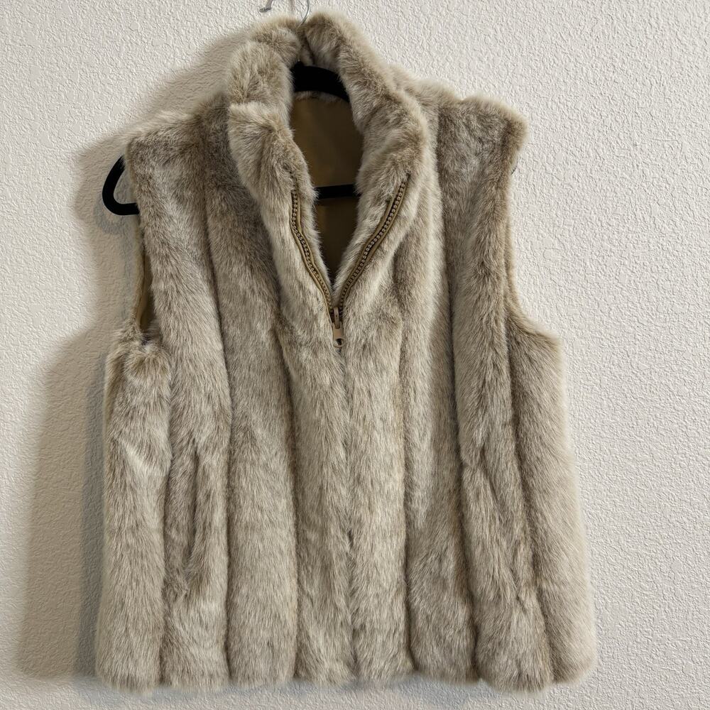 OLYMPIA‎ LIMITED WOMEN’S SMALL BLONDE FAUX FUR VEST REVERSIBLE